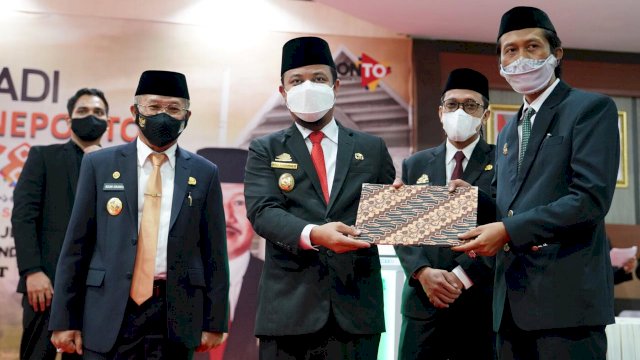 Plt Gubernur Sulsel Andi Sudirman Sulaiman 