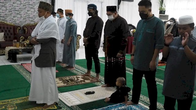 Putus Rantai Penyebaran Virus Covid-19, Abdul Hayat Shalat Ied di Rujab