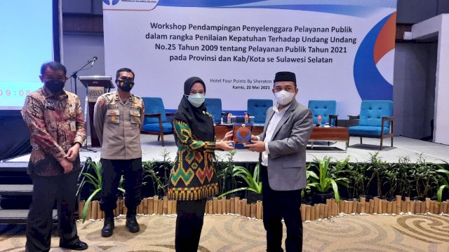Raih Peringkat Tertinggi, Ombudsman Undang Bupati IDP Jadi Narsum Succes Story