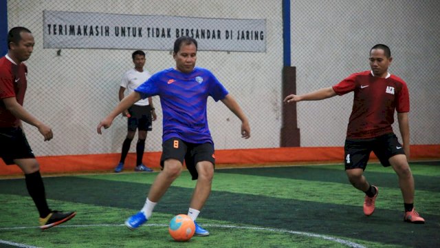 Laga Eksebisi: Wali Kota Makassar Vs Tim Futsal Turatea Jeneponto