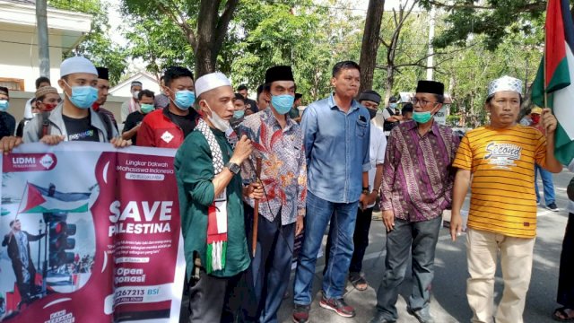 Aksi sejumlah anggota dewan di Kabupaten Bulukumba, Sulawesi Selatan. 