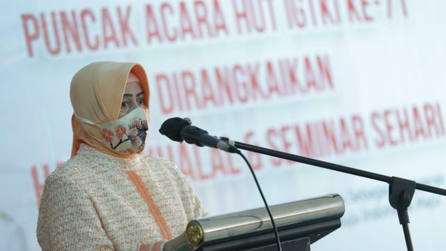 Indira Yusuf Ismail.