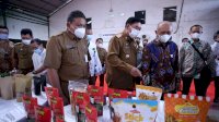 Abdul Hayat Dampingi Menteri Koperasi Launching Ekspor dan Penyerahan Sertifikat Halal MUI kepada UMKM