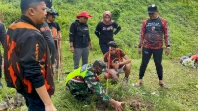 BLH MPC Pemuda Pancasila Sinjai Tanam 1.500 Pohon di DAS Balantieng Bersama Pemkab Sinjai