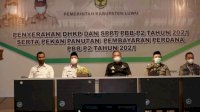 Bupati Luwu Melakukan Pembayaran Perdana PBB-P2 Tahun 2021