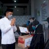 Bupati ASA Bagikan Bantuan Paket Sembako Baznas kepada Warga Kurang Mampu