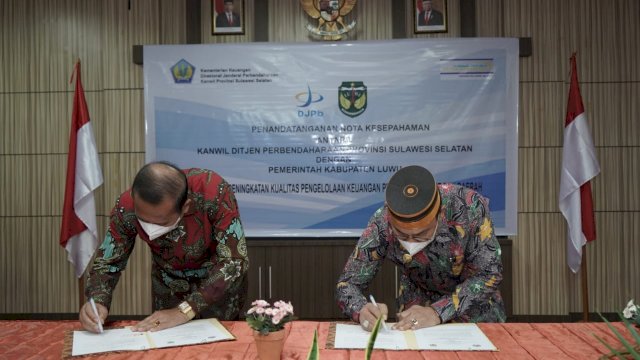 Bupati Luwu Basmin Mattayang melakukan penandatanganan nota kerja sama dengan kantor Wilayah Direktorat Jenderal Perbendaharaan (DJPb) Provinsi Sulawesi Selatan.