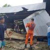 27 Rumah Terdampak Angin Puting Beliung di Lutra, Dinsos dan BPBD Sulsel Gerak Cepat Salurkan Bantuan