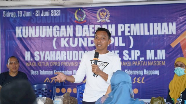 Wakil ketua DPRD Sulsel H Syaharuddin alrif Kunjungan Dapil di Kecamatan watang sidenreng.