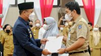 Lantik 77 ASN, Plt Gubernur Sulsel Ingatkan Perlihatkan Loyalitas pada Pekerjaan