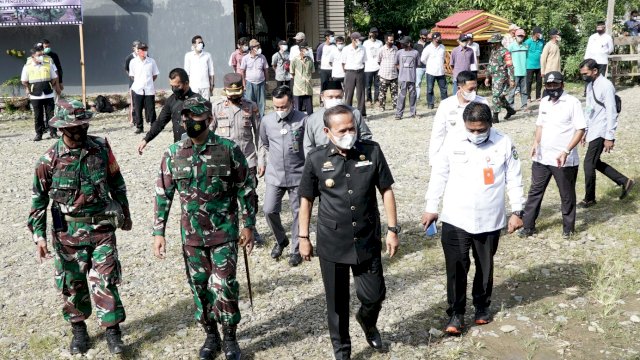 Buka Kegiatan Karya Bakti TNI, Bupati Luwu : Ini Upaya Lestarikan Budaya Gotong Royong