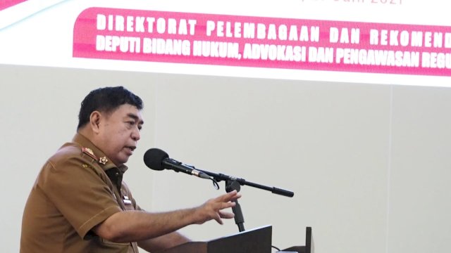 Sekertaris Daerah Provinsi Sulsel, Abdul Hayat Gani, memimpin Rapat Koordinasi (Rakor) pendalaman materi indikator nilai-nilai Pancasila dalam pembentukan undang-undang, di Ruang Rapat Pimpinan Kantor Gubernur Sulsel, Selasa 29 Juni 2021. 