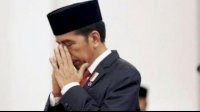 Mahasiswa UGM Beri Gelar ke Jokowi ‘Ketidaksesuaian Omongan dengan Kenyataan’, Ketua BEM UI: Lawan!