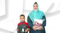Orang Tua Siswa Bersyukur Dapat Bantuan Seragam Sekolah Gratis dari Bupati ASA