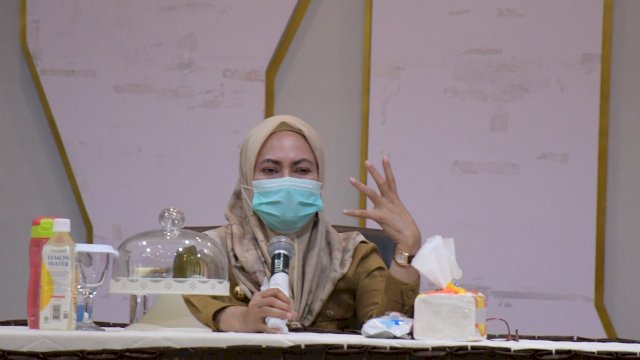 Bupati Luwu Utara, Indah Putri Indriani, melepas 63 Aparatur Sipil Negara (ASN) untuk mengikuti kegiatan Talent Pool, Senin (26/7/2021), di Aula La Galigo Kantor Bupati. 