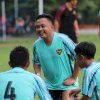 Ilham Azikin Tantang Tiga Bintang PSM di Rumput Hijau