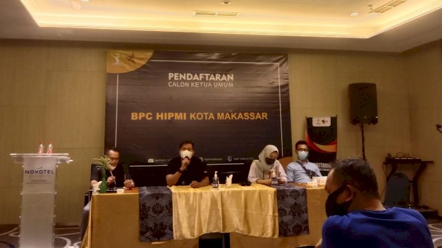 Konferensi Pers HIPMI Kota Makassar yang digelar di Novotel Makassar, Rabu (28/7).