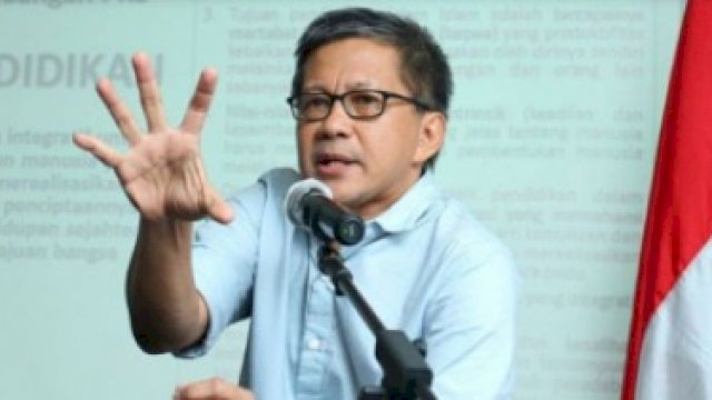 Pengamat politik, Rocky Gerung.