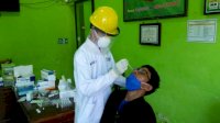 Dinkes Sinjai Fasilitasi Santri yang Kembali ke Pondok dengan Rapid Antigen Gratis