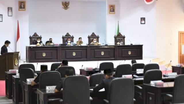 Wabup Lutra Hadiri Pandangan Umum Fraksi DPRD Terkait RPJMD 2021 &ndash; 2026