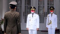 Hujan Gerimis, Penurunan Bendera di Makassar Berjalan Lancar