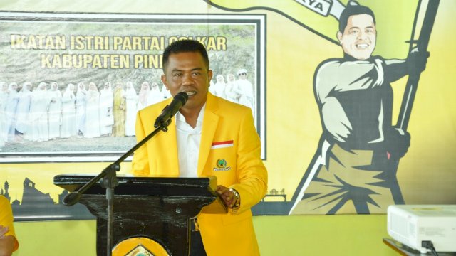 Ketua DPD II Golkar Kabupaten Pinrang Usman Marham 