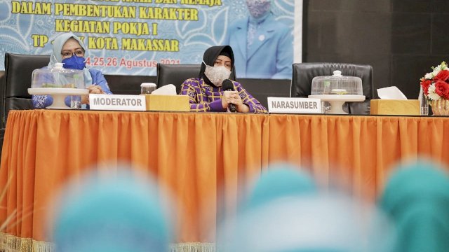 Tim Penggerak PKK Kota Makassar, Pokja 1, gelar sosialisasi pembinaan pola asuh anak dan remaja di Baruga Angging Mammiri, Selasa (24/08/2021).
