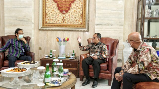 Sebut Makassar Kota Kuliner Penuh Inovasi, Eks Deputi Kepala Perwakilan BI Puji Pemerintahan Wali Kota Makassar