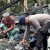 Kebakaran Hanguskan Rumah Warga Di Panyula, Ini Yang Dilakukan Brimob Bone