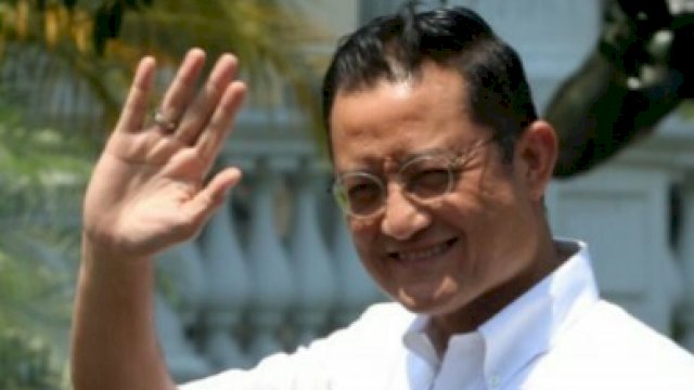 Eks Mensos RI Juliari P Batubara.