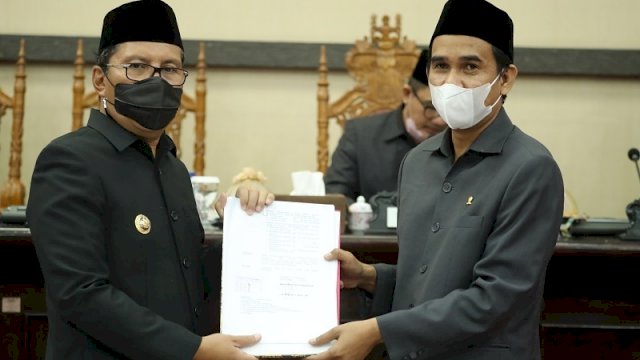 Ketua DPRD Kota Makassar Rudianto Lallo Bersama Wali Kota Makassar Ramdahan Danny POmanto 