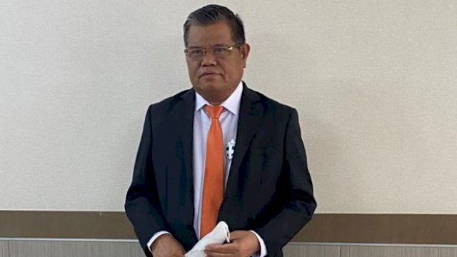 Rektor UNM Prof Husain Syam 