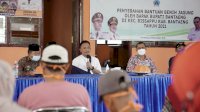 Ilham Azikin Sebar 95 Ton Benih Jagung Berkualitas ke Petani Bantaeng