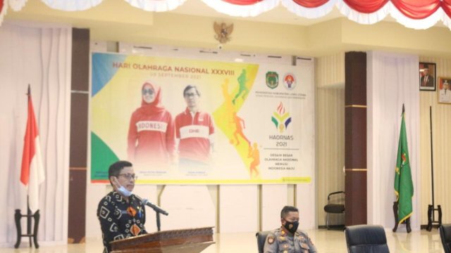Peringatan Hari Olahraga Nasional (Haornas) Ke-38 Tahun 2021 Tingkat Kabupaten Luwu Utara, Kamis (9/9/2021), di Aula La Galigo Kantor Bupati Luwu Utara, berlangsung meriah dan tetap mematuhi protokol kesehatan.