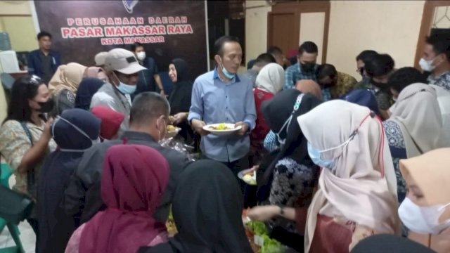 Perumda Pasar Makassar Kini Berusia 22 Tahun, Basdir: Tetap Bekerja dengan Baik dan Tingkatkan Kinerja