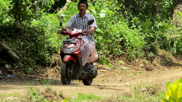 30 Tahun Warga Lamatti Rilau Sinjai Menderita Jalan Rusak, Akhirnya Tahun Ini Akan Dibikin Mulus