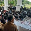 Kantornya Dikepung Ratusan Pendemo, Begini Tanggapan Wakil Bupati Sinjai