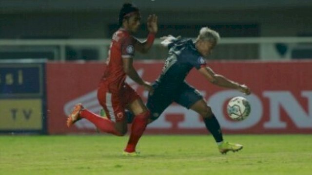 PSM Makassar vs Arema FC (Bola).
