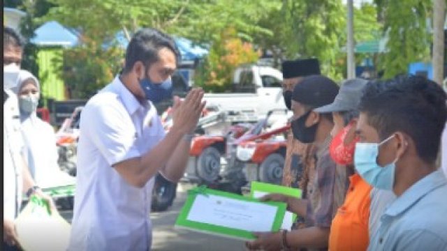 Meski di Tengah Keterbatasan Anggaran, Bupati ASA Tetap Kucurkan Bantuan ke Petani