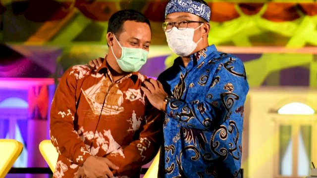 Andi Sudirman Dampingi Lukas Enembe Sulutkan Api Obor Tanda Dimulainya PON XX Papua