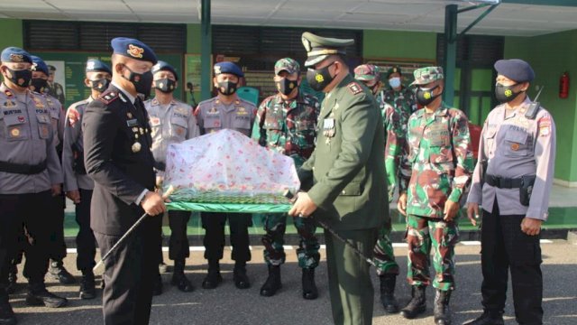 Puluhan Personel Brimob Bone Datangi Kodim 1407 Dan Denpom XIV/1 Bone, Ada Apa ?