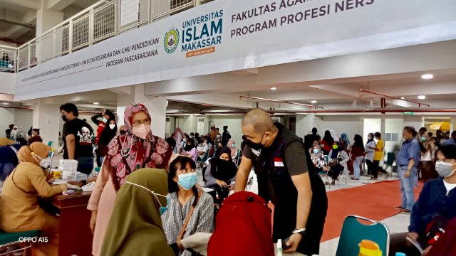 Yayasan Kalla-UIM Kembali Laksanakan Vaksin di Auditorium KH Muhyiddin Zain