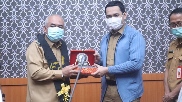 Kunjungan Pemkab Majene diterima oleh Wakil Bupati Bantaeng.