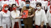 Abdul Hayat Lantik Dewan Pengurus Daerah Perempuan Indonesia Maju Provinsi Sulsel