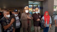 Tiba di Bandara Internasional Sentani Jayapura, Abdul Hayat Disambut KKDB