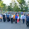 Didampingi Istrinya, Ma’ruf Amin Olahraga di Makodam XVIII/Kasuari: Di Sini Sangat Menyenangkan