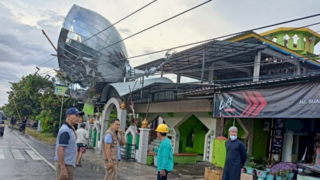 Pemerintah Pastikan Bantuan Logistik untuk Korban Bencana Angin Puting Beliung di Pinrang Terpenuhi