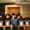 Walkot Makassar Beri Penghargaan Kepada 9 Personil Satnarkoba, Ini Nama-namanya