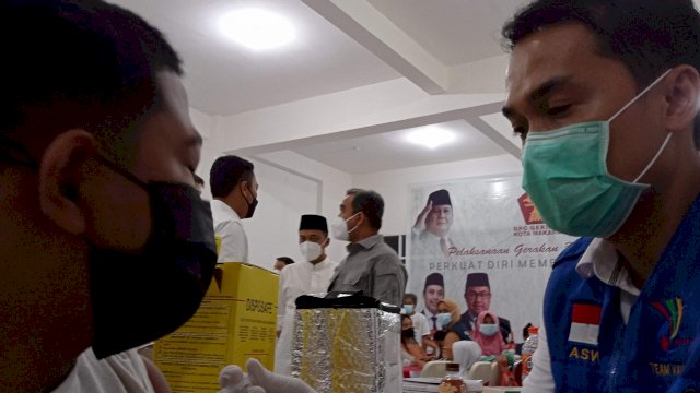 Ahmad Muzani Tinjau Program Vaksin Gerindra Makassar