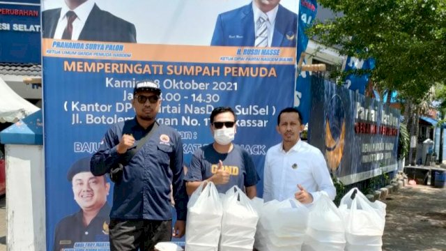 Jumat Berkah, Garda Nasd Bantu Warga Makassar